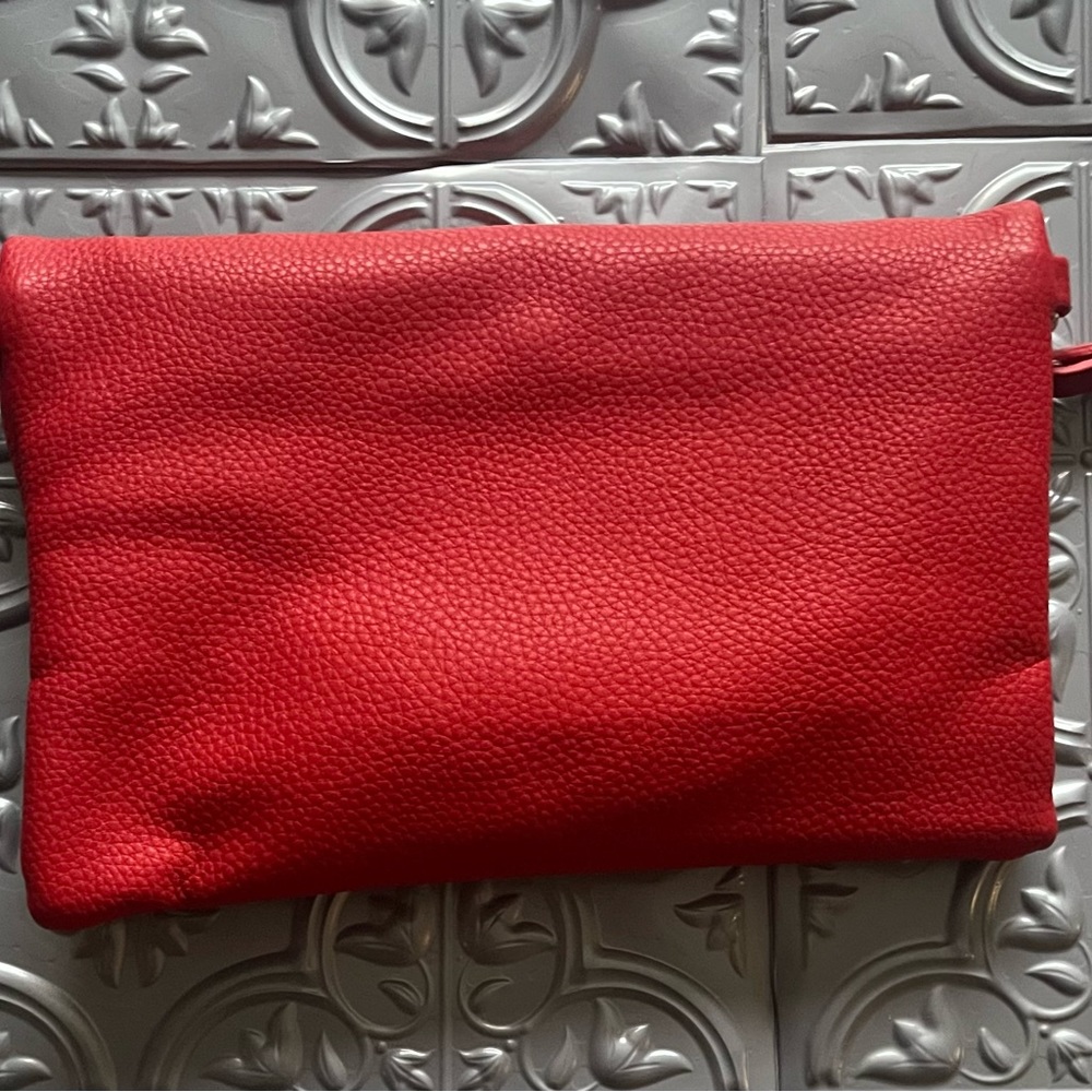 ♦️SOLD♦️NEW NFL Kansas City Chiefs Littleearth Red Wristlet Purse/Crossbody - Picture 3 of 7